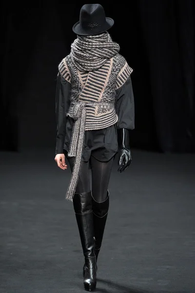 Look 6